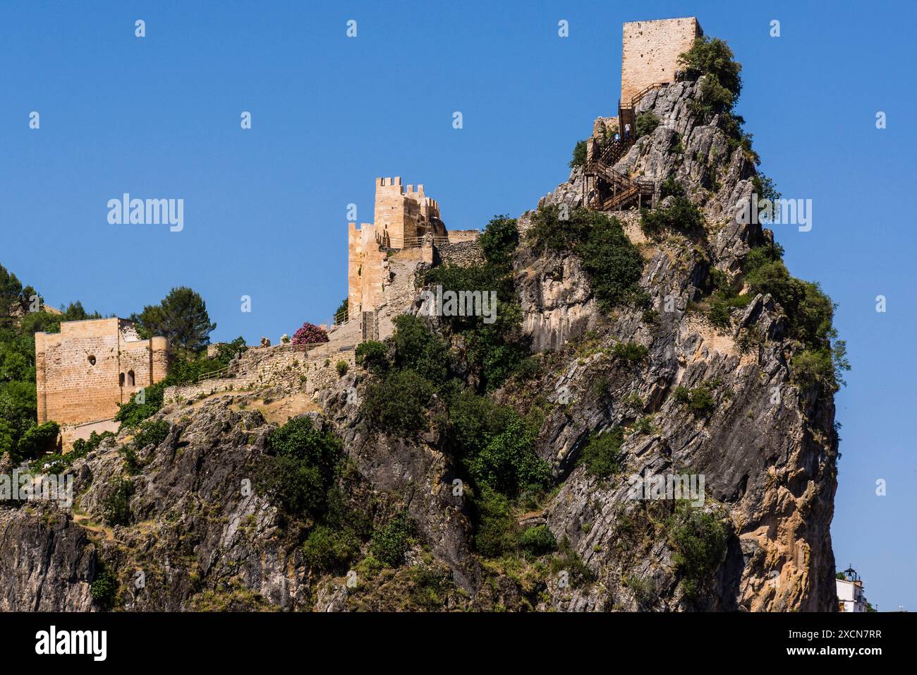 Château de la Iruela, la Iruela, vallée du Guadalquivir, parc naturel sierras de Cazorla, Segura et Las Villas, Jaen, Andalousie, Espagne Banque D'Images