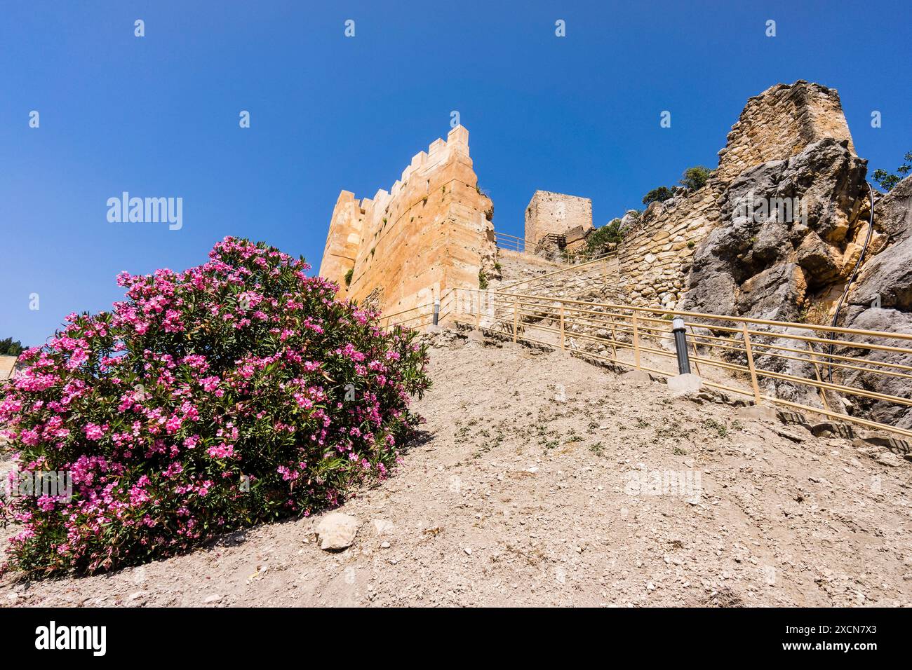 Château de la Iruela, la Iruela, vallée du Guadalquivir, parc naturel sierras de Cazorla, Segura et Las Villas, Jaen, Andalousie, Espagne Banque D'Images