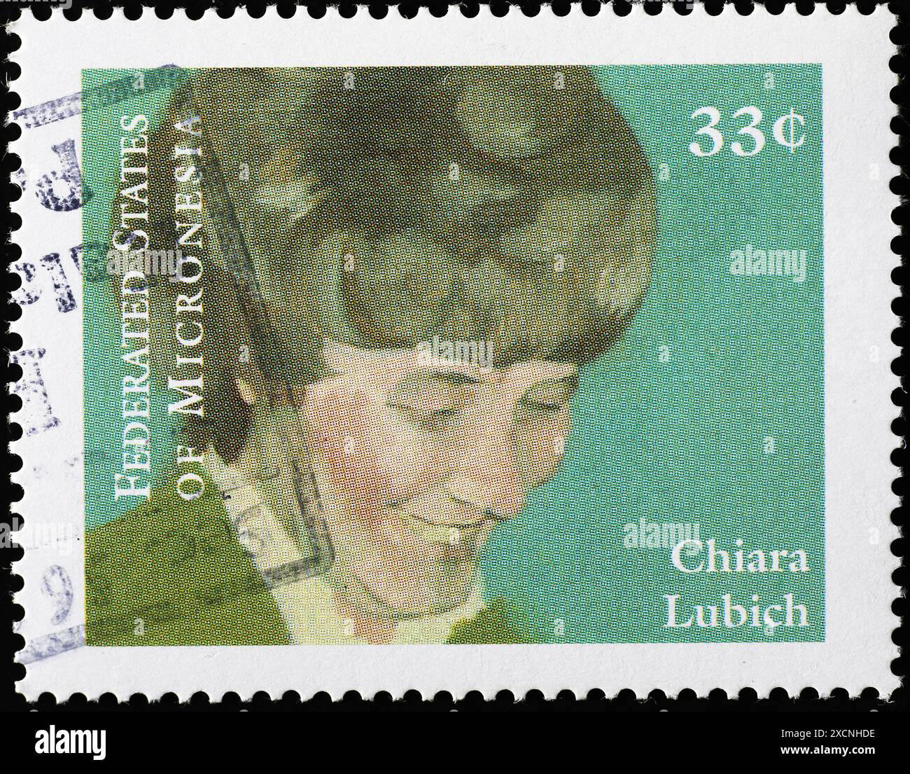 Chiara Lubich sur timbre-poste de Micronésie Banque D'Images