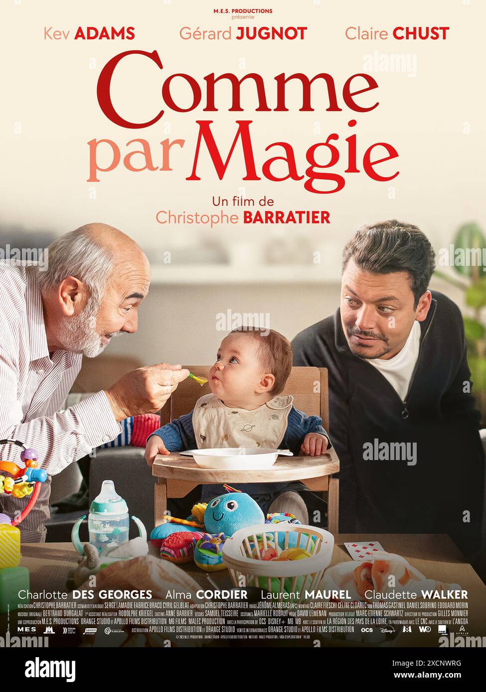 Comme par magie année : 2023 France réalisateur : Christophe Barratier Gérard Jugnot, Kev Adams affiche française Banque D'Images