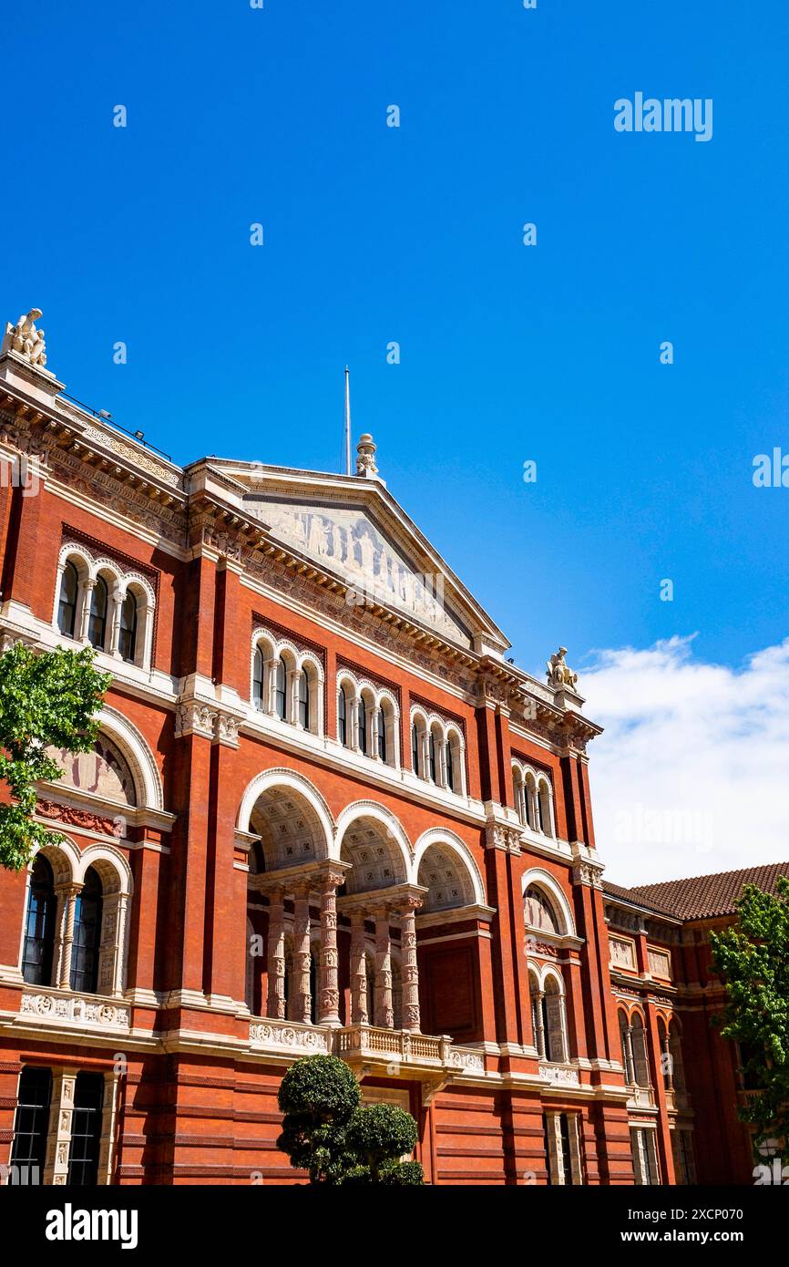 Extérieur du Victoria & Albert Museum à South Kensington à Londres, Angleterre, Royaume-Uni Banque D'Images