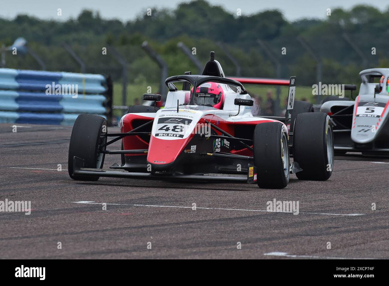 Alex Berg, Fortec Motorsport, ROKiT F4 British Championship, certifié par la FIA, trois courses de vingt minutes sur le week-end sur la rapide Thruxton ci Banque D'Images