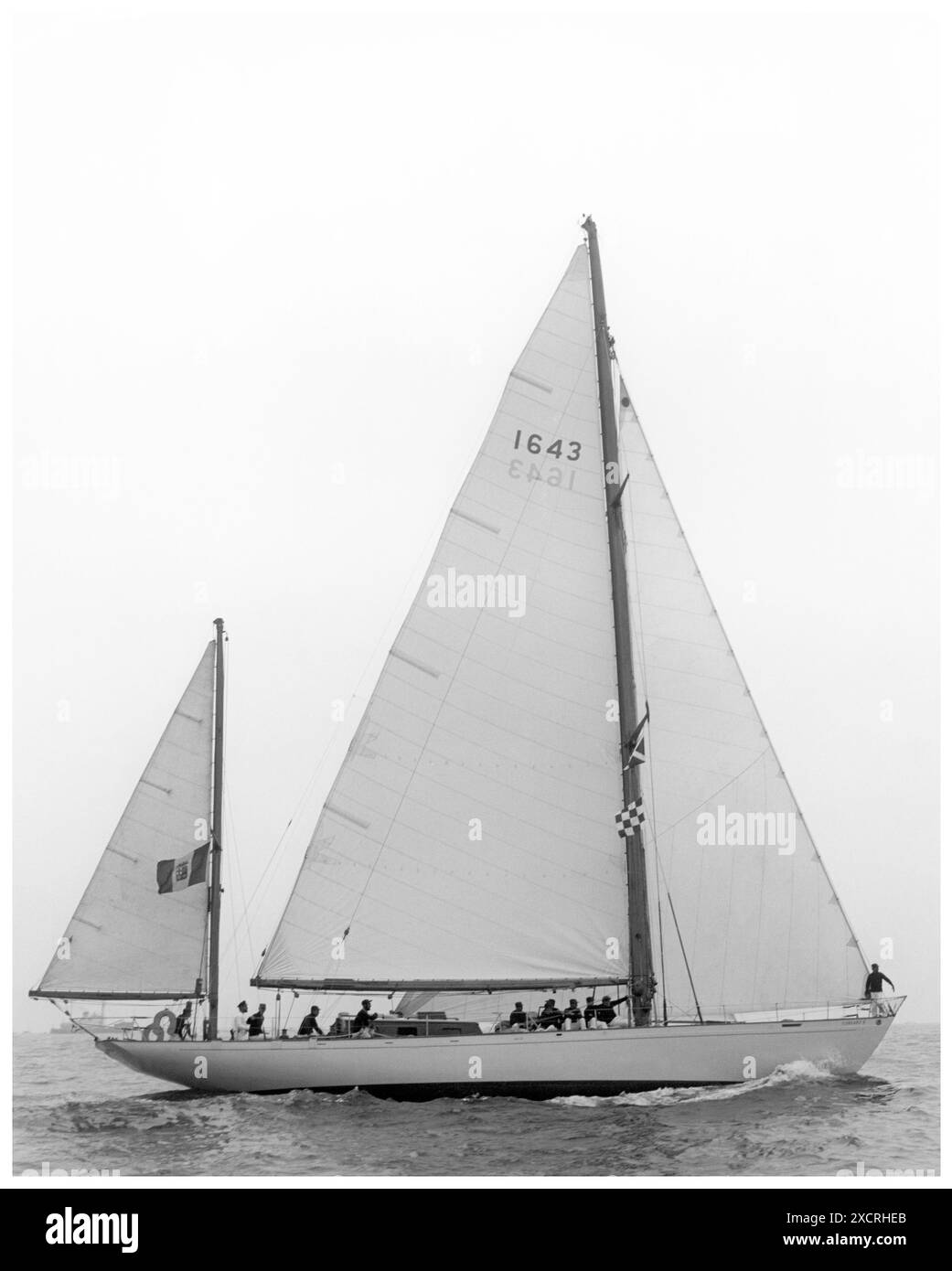 1965 Transpac Yacht race : CORSARO II, le yacht de 69 pieds gréé par la marine italienne lors des courses Transpac de 1961 et 1965 de Los Angeles à Honolulu. Banque D'Images