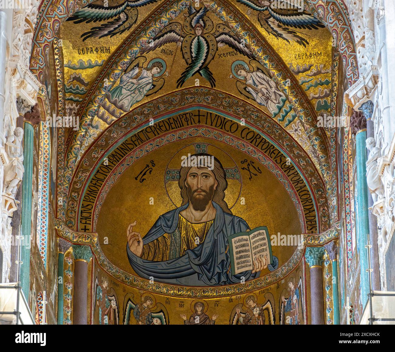 Christ Pantocrator Mosaic, Cathédrale de Cefalù, Cefalu, Sicile, Italie Banque D'Images