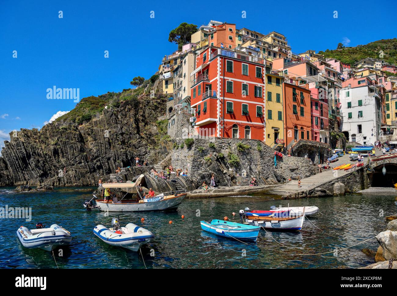 Géographie / voyage, Italie, Ligurie, village de pêcheurs Riomaggiore, paysage urbain, CINQUE TERRE, AUTORISATION-DROITS-SUPPLÉMENTAIRE-INFO-NON-DISPONIBLE Banque D'Images