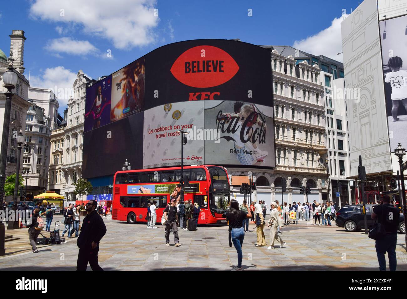 Londres, Royaume-Uni - 17 juin 2024. Piccadilly Circus vue de jour. Crédit : Vuk Valcic/Alamy Banque D'Images