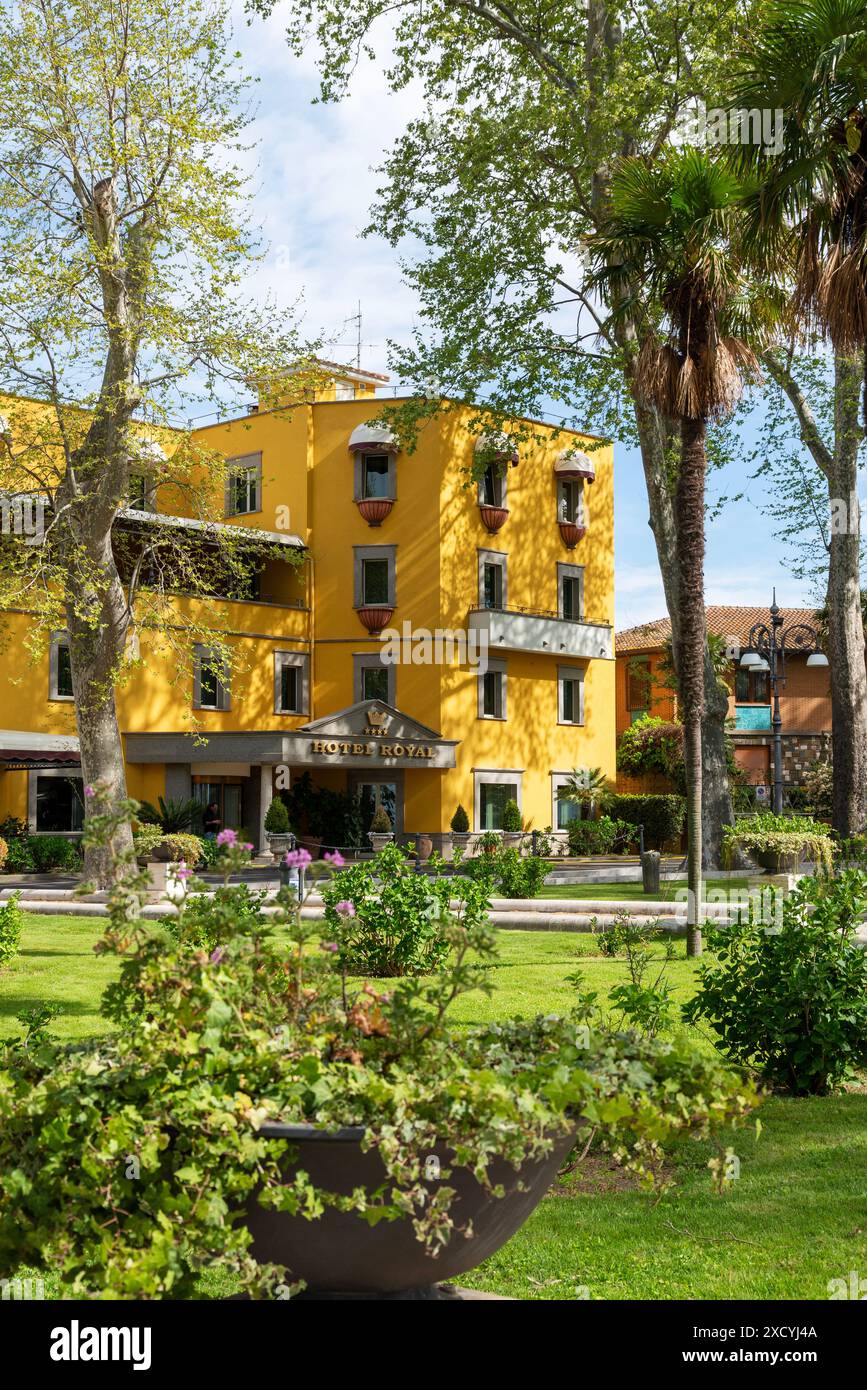 Hôtel Royal - sur le lac de Bolsena, Piazzale Dante Alighieri, Bolsena VT, Italie Banque D'Images
