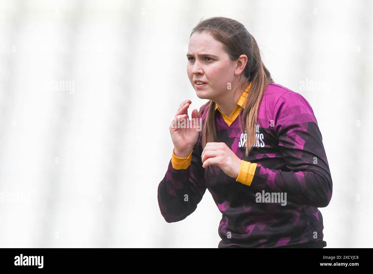 Birmingham, Royaume-Uni. 19 juin 2024. Georgia Davis lors de la Charlotte Edwards Cup match entre Central Sparks et les Blaze à Edgbaston Cricket Ground, Birmingham, Angleterre le 19 juin 2024. Photo de Stuart Leggett. Utilisation éditoriale uniquement, licence requise pour une utilisation commerciale. Aucune utilisation dans les Paris, les jeux ou les publications d'un club/ligue/joueur. Crédit : UK Sports pics Ltd/Alamy Live News Banque D'Images