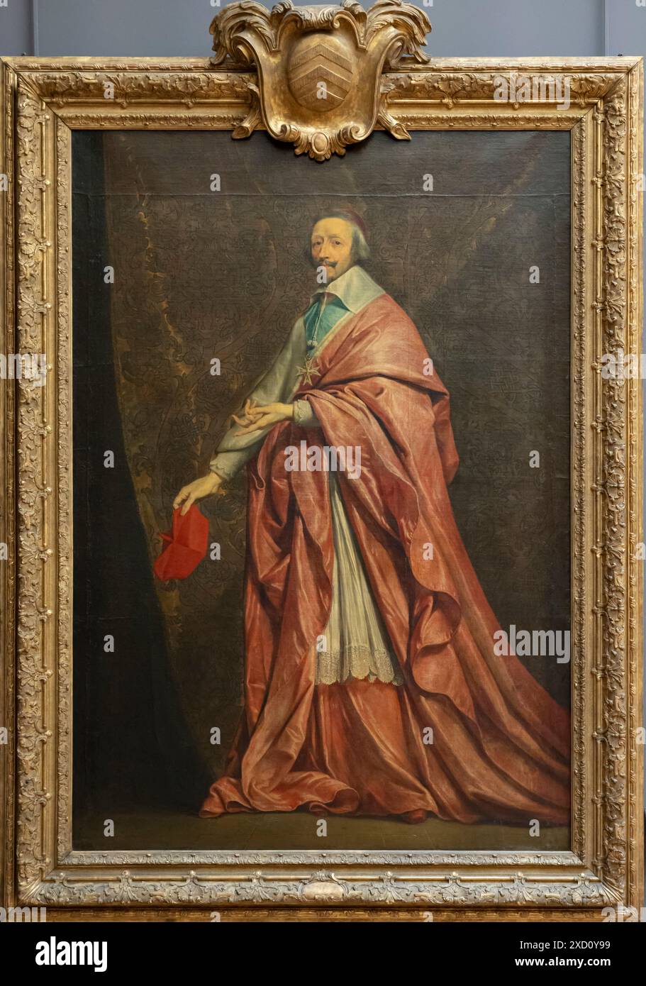 Paris, France - 06 14 2024 : Musée du Louvre. Portrait du cardinal de Richelieu, premier ministre du roi Louis XIII peint par Philippe de Champaigne Banque D'Images