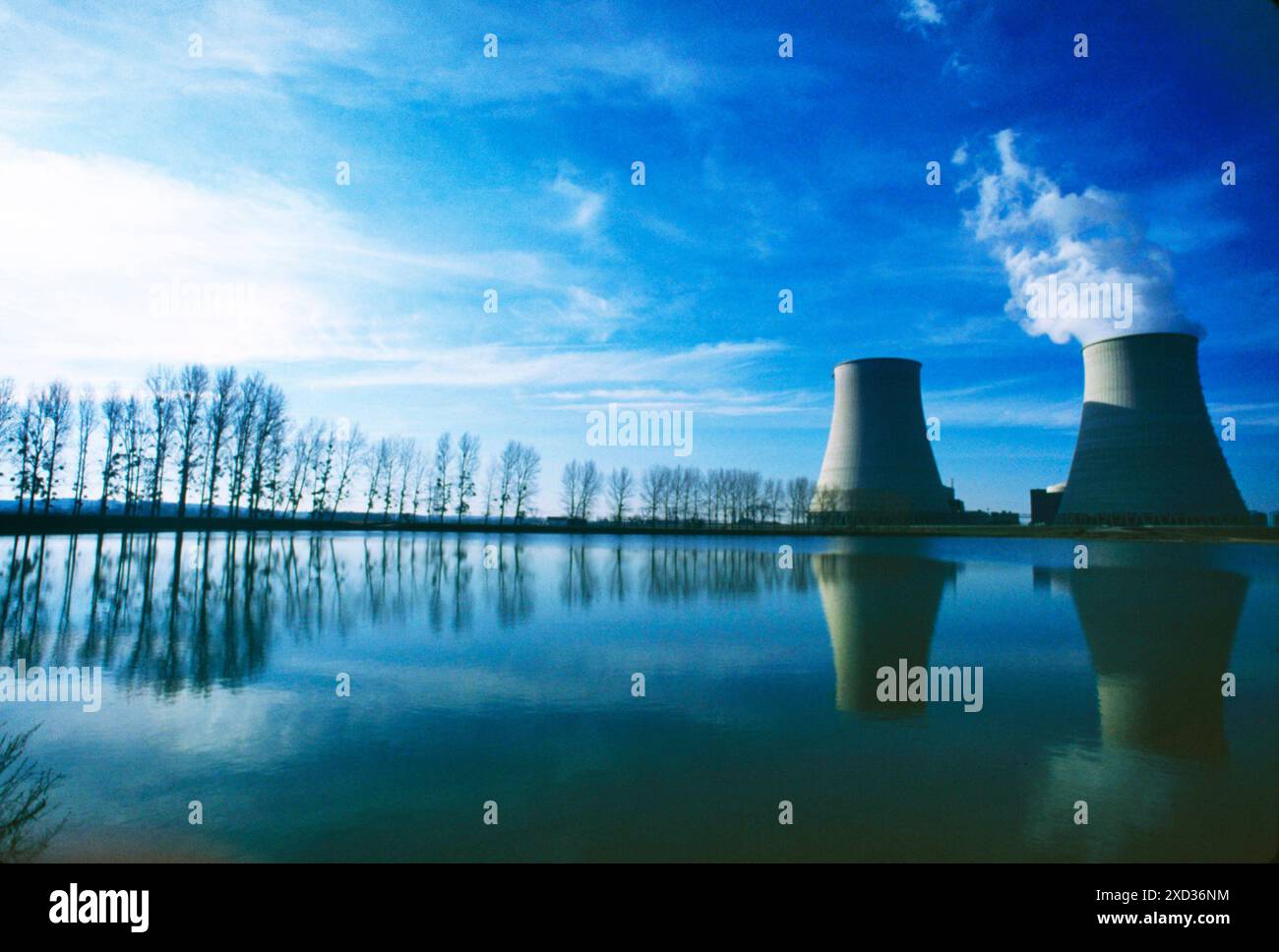 Centrale nucléaire, Belleville-sur-Loire (cher), France Banque D'Images Centrale nucléaire, Belleville-sur-Loire (cher), France Banque D'Images