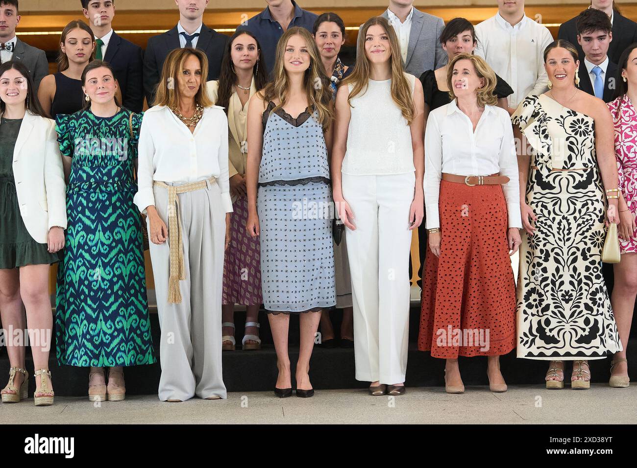 Madrid, Espagne. 20 juin 2024. Princesse héritière Leonor, Princesse Sofia visite la Galerie des collections royales avec environ 40 jeunes entre 17 et 20 ans pendant le 10ème anniversaire de la Proclamation du Roi Felipe VI d'Espagne à la Galerie des collections royales le 19 juin 2024 à Madrid, Espagne la princesse héritière Leonor d'Espagne et la princesse Sofia d'Espagne assistent à une réunion avec des jeunes et visitent la Galerie des collections royales le 19 juin 2024 à Madrid, Espagne. (Photo par Oscar Gonzalez/Sipa USA) crédit : Sipa USA/Alamy Live News Banque D'Images