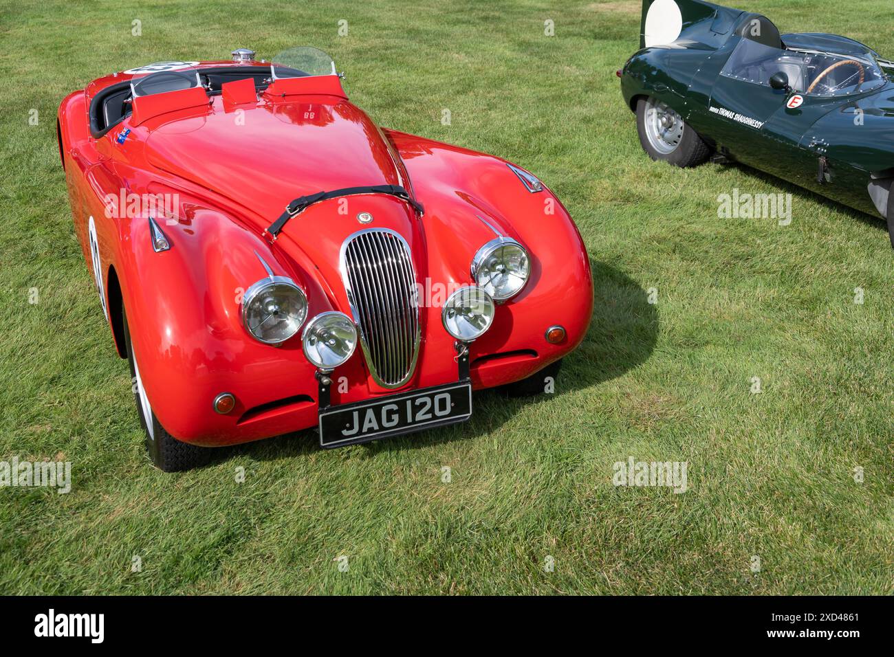 GROSSE POINTE SHORES, mi/USA - 16 JUIN 2024 : une Jaguar XK-120 1951, salon de voitures design EyesOn, Edsel & Eleanor Ford House, près de Detroit, Michigan. Banque D'Images