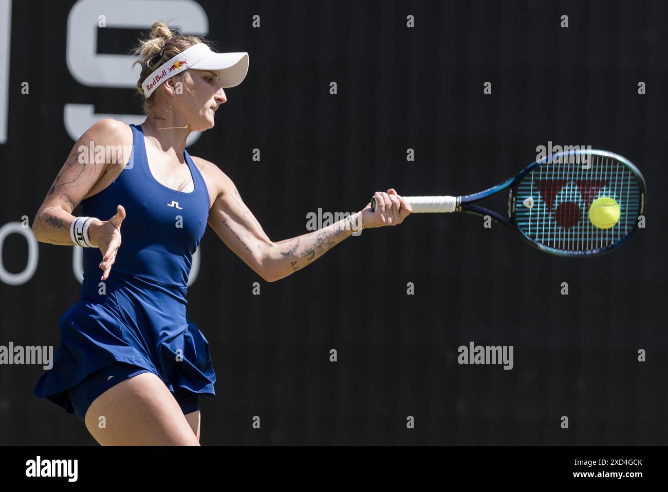 Berlin, Allemagne. 20 juin 2024 ; Rot Weiss Tennis Club, Grunewald, Berlin, Allemagne ; ecotrans WTA Ladies 500 Tennis German Open Berlin, jour 4 ; Marketa Vondrousova pendant ses célibataires femmes contre Kalinskaya crédit : action plus Sports images/Alamy Live News Banque D'Images
