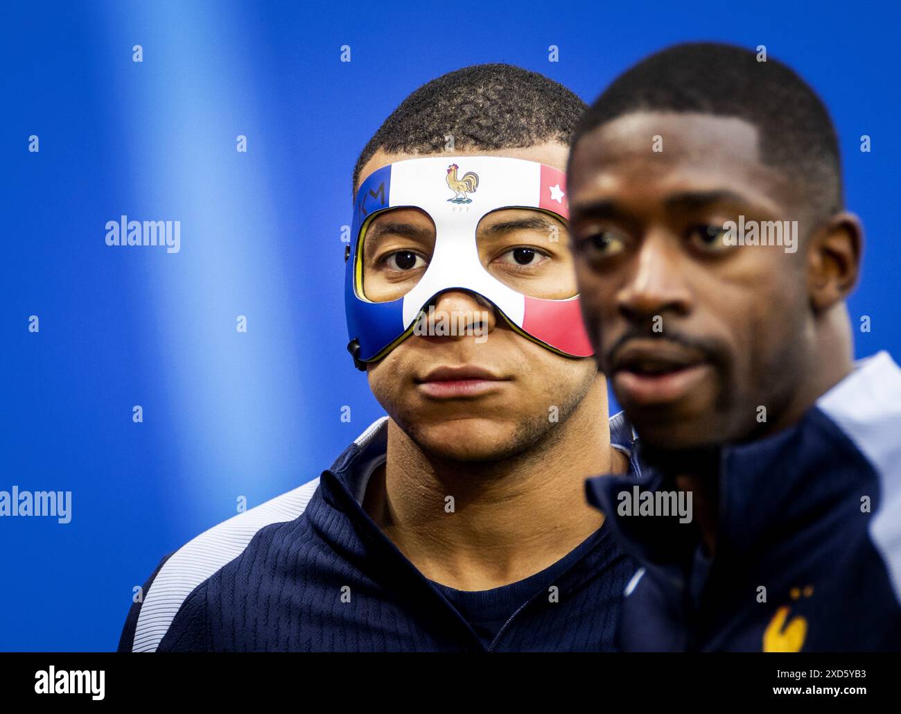 LEIPZIG - Kylian Mbappe et Ousmane Dembele lors d'une séance d'entraînement de l'équipe de France de football au stade de Leipzig le 20 juin 2024 à Leipzig, en Allemagne. La France se prépare pour le match de groupe du Championnat d'Europe de football en Allemagne contre les pays-Bas. ANP KOEN VAN WEEL crédit : ANP/Alamy Live News Banque D'Images