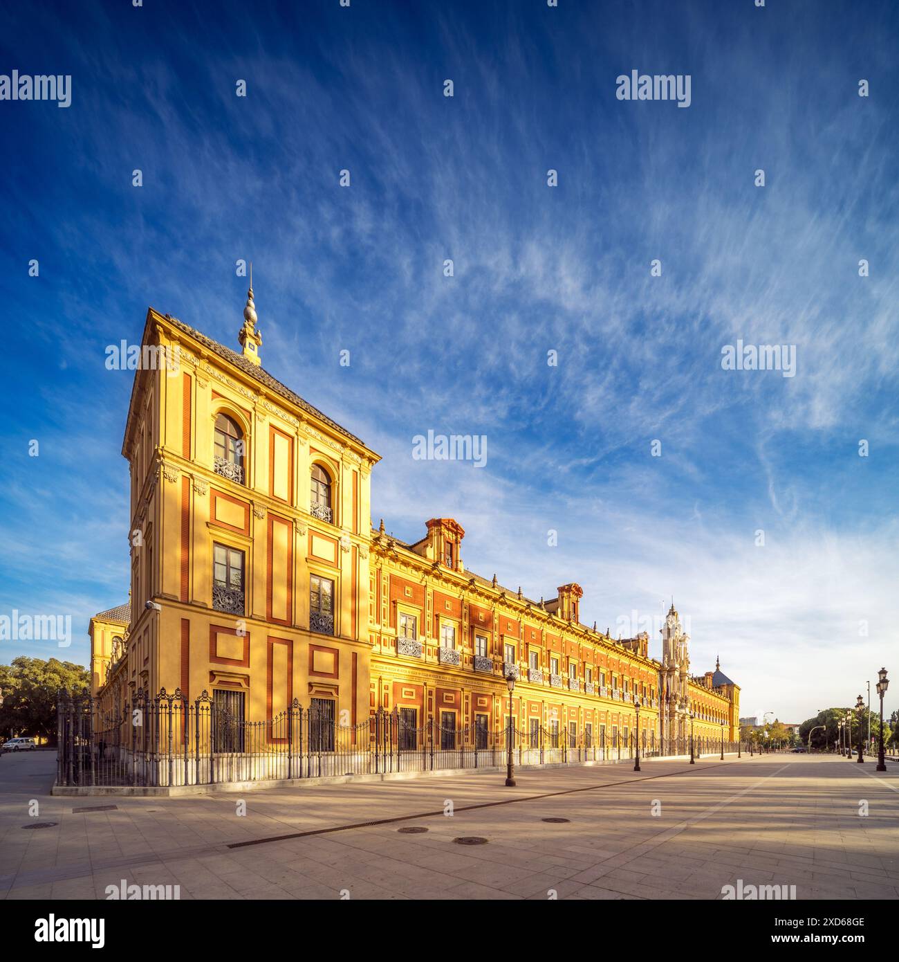 Palacio de San Telmo (XVIIIe siècle) à Séville, Espagne, siège du gouvernement d'Andalousie. Banque D'Images