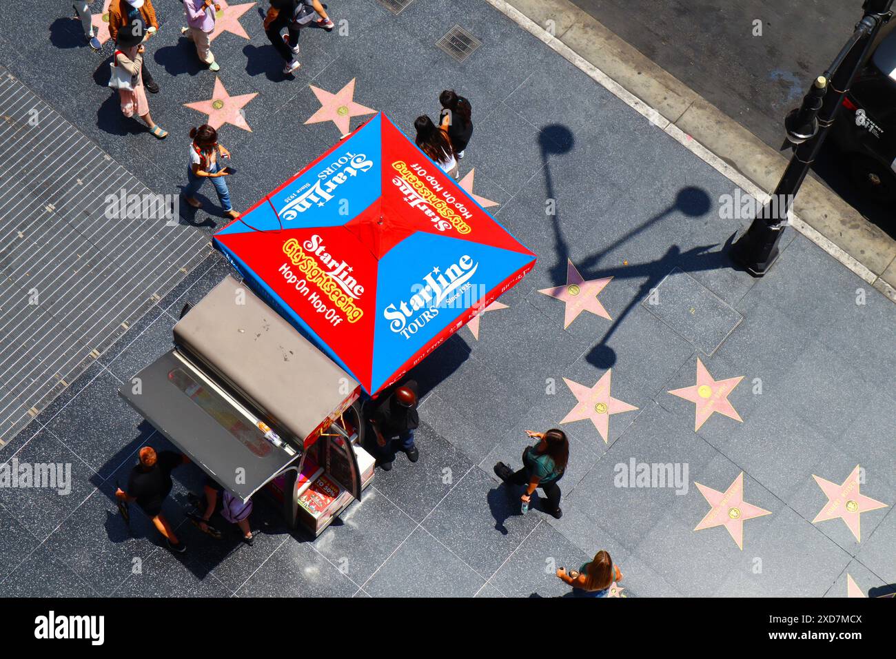 Starline Tours sur Hollywood Boulevard, Starline est le premier Hollywood Celebrity Homes Tour depuis 1935 Banque D'Images