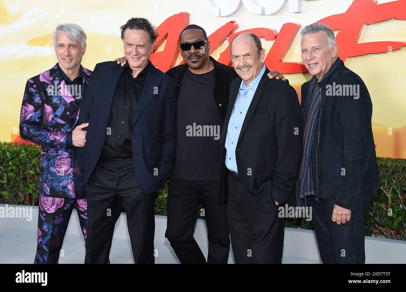 Beverly Hills, États-Unis. 20 juin 2024. Bronson Pinchot, le juge Reinhold, Eddie Murphy, John Ashton et Paul Reiser arrivent à la première mondiale de « Beverly Hills COP : Axel F » au Wallis Annenberg Center for the Performing Arts le 20 juin 2024 à Beverly Hills, CA. © Lisa OConnor/AFF-USA.com crédit : AFF/Alamy Live News Banque D'Images