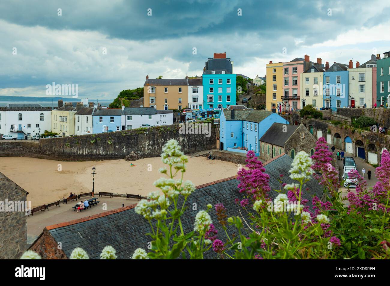 Ciel orageux au-dessus de Tenby, Pembrokeshire, pays de Galles. Banque D'Images
