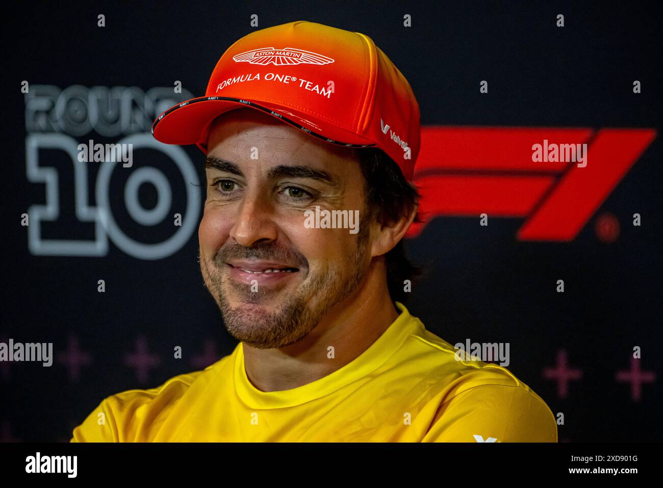 Montmelo, Espagne, 21 juin 2024, Fernando Alonso, espagnol, concourt pour Aston Martin F1. The Build Up, 10e manche du championnat de formule 1 2024. Crédit : Michael Potts/Alamy Live News Banque D'Images
