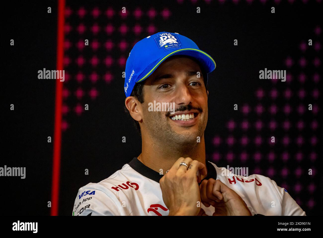 Montmelo, Espagne, 21 juin 2024, Daniel Ricciardo, originaire d'Australie, concourt pour Visa Cash App RB F1 Team. The Build Up, 10e manche du championnat de formule 1 2024. Crédit : Michael Potts/Alamy Live News Banque D'Images