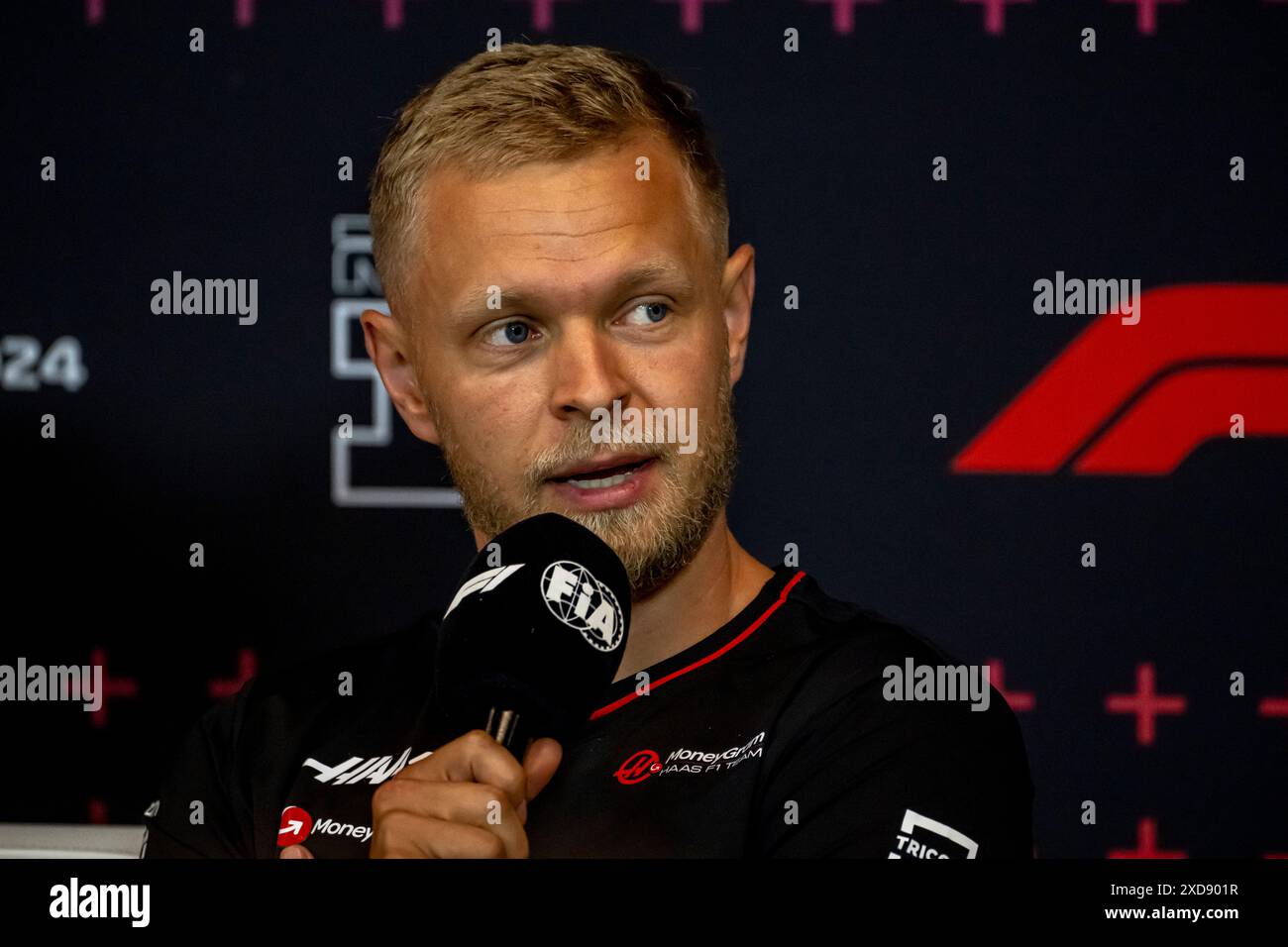 Montmelo, Espagne, 21 juin 2024, Kevin Magnussen, du Danemark, concourt pour Haas F1. The Build Up, 10e manche du championnat de formule 1 2024. Crédit : Michael Potts/Alamy Live News Banque D'Images