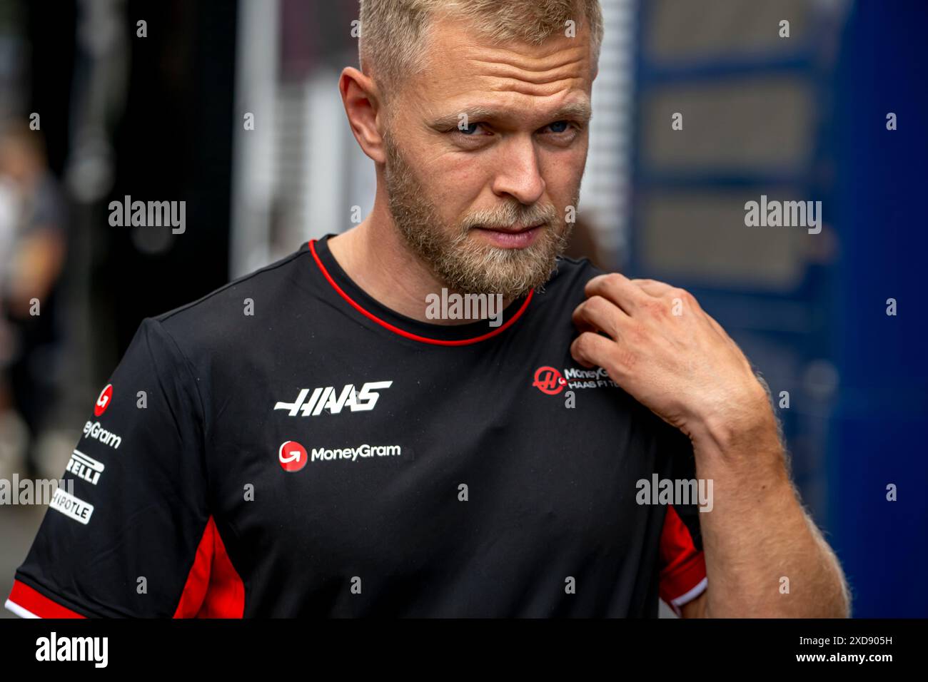 Montmelo, Espagne, 21 juin 2024, Kevin Magnussen, du Danemark, concourt pour Haas F1. The Build Up, 10e manche du championnat de formule 1 2024. Crédit : Michael Potts/Alamy Live News Banque D'Images