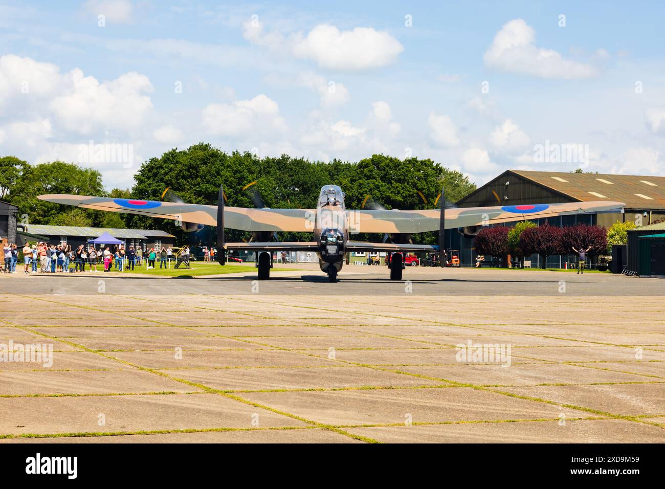 Royal Air Force Avro Lancaster Mk7, Just Jane, NX611 au centre d'aviation RAF East Kirkby. Lincolnshire, Angleterre Banque D'Images