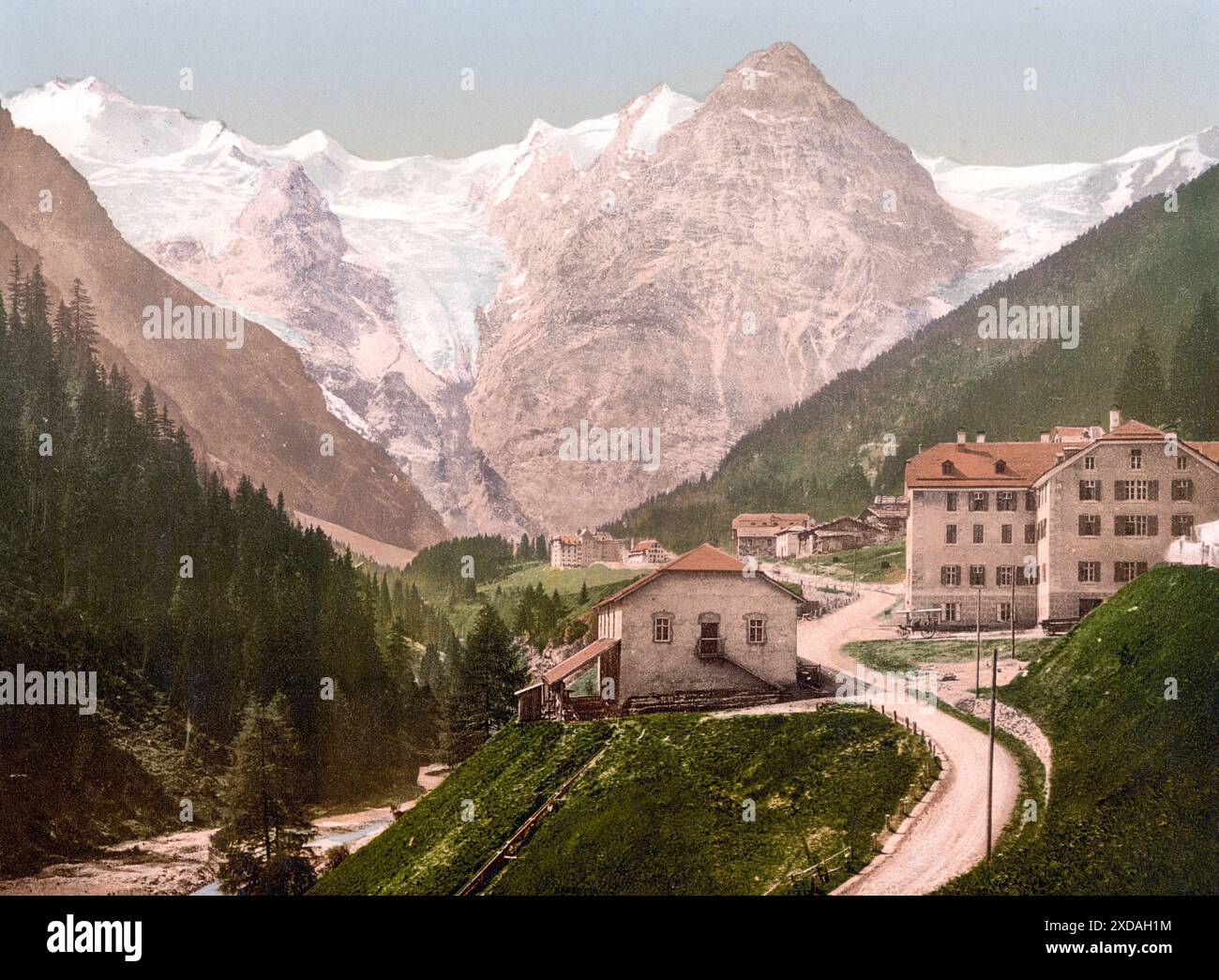 Hotel Trafoi, am Fuße des Ortlers im Trafoital, einem Seitental des Suldentals in den Ortler-Alpen, früher Österreich-Ungarn, heute Südtirol, Italien, Banque D'Images