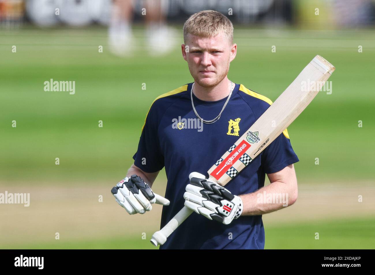 Worcester, Royaume-Uni. 21 juin 2024. Dan Mousley devance le Vitality T20 Blast match entre Worcestershire Rapids et Birmingham Bears à New Road, Worcester, Royaume-Uni le 21 juin 2024. Photo de Stuart Leggett. Utilisation éditoriale uniquement, licence requise pour une utilisation commerciale. Aucune utilisation dans les Paris, les jeux ou les publications d'un club/ligue/joueur. Crédit : UK Sports pics Ltd/Alamy Live News Banque D'Images