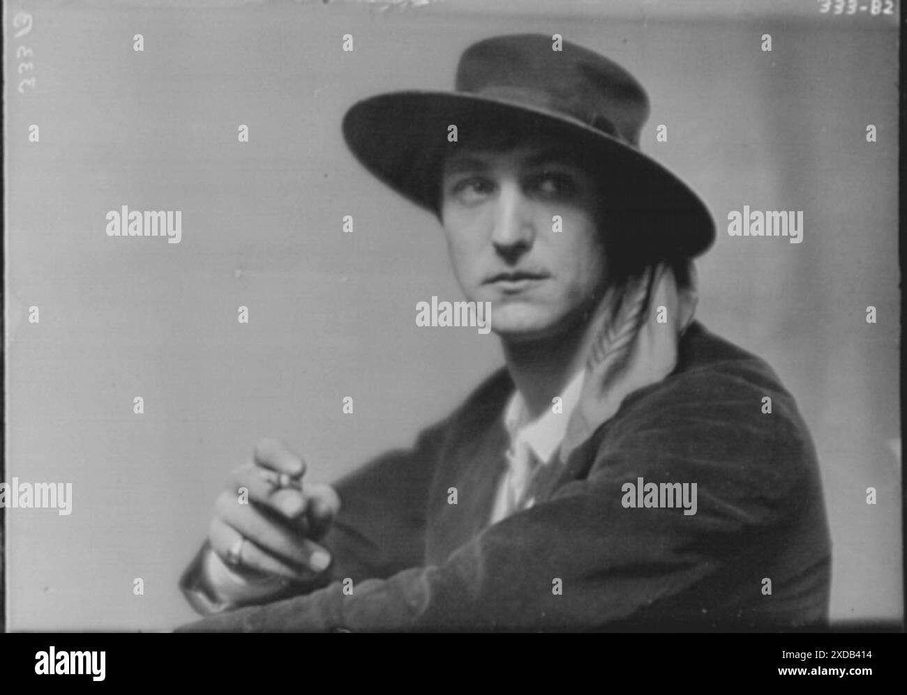 Tellegen, Louis, Mr., en costume. Collection de photographies Genthe. Banque D'Images