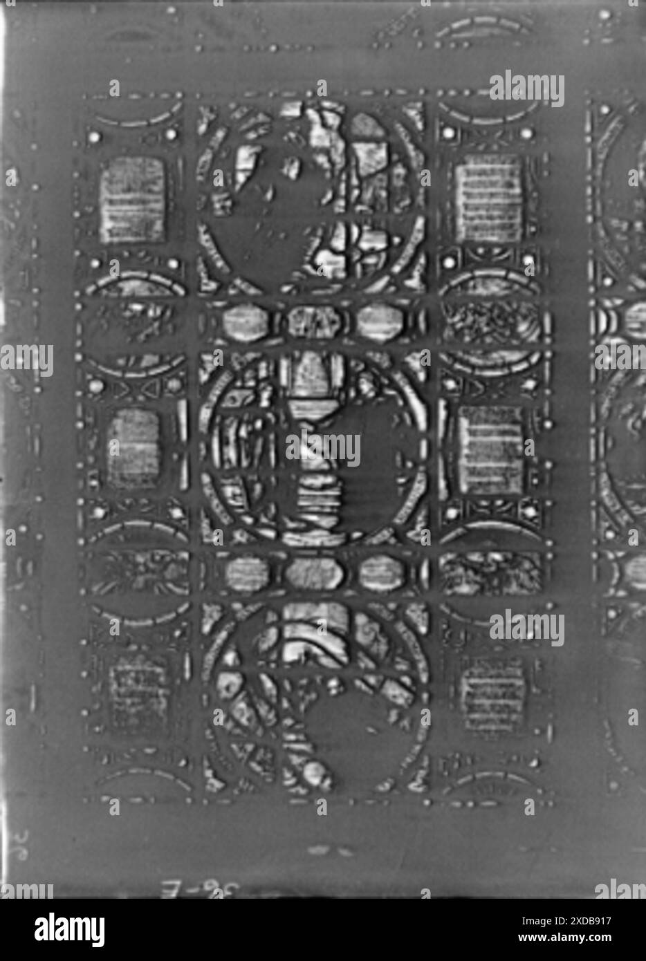 Colliers vitrail. Collection de photographies Genthe. Banque D'Images