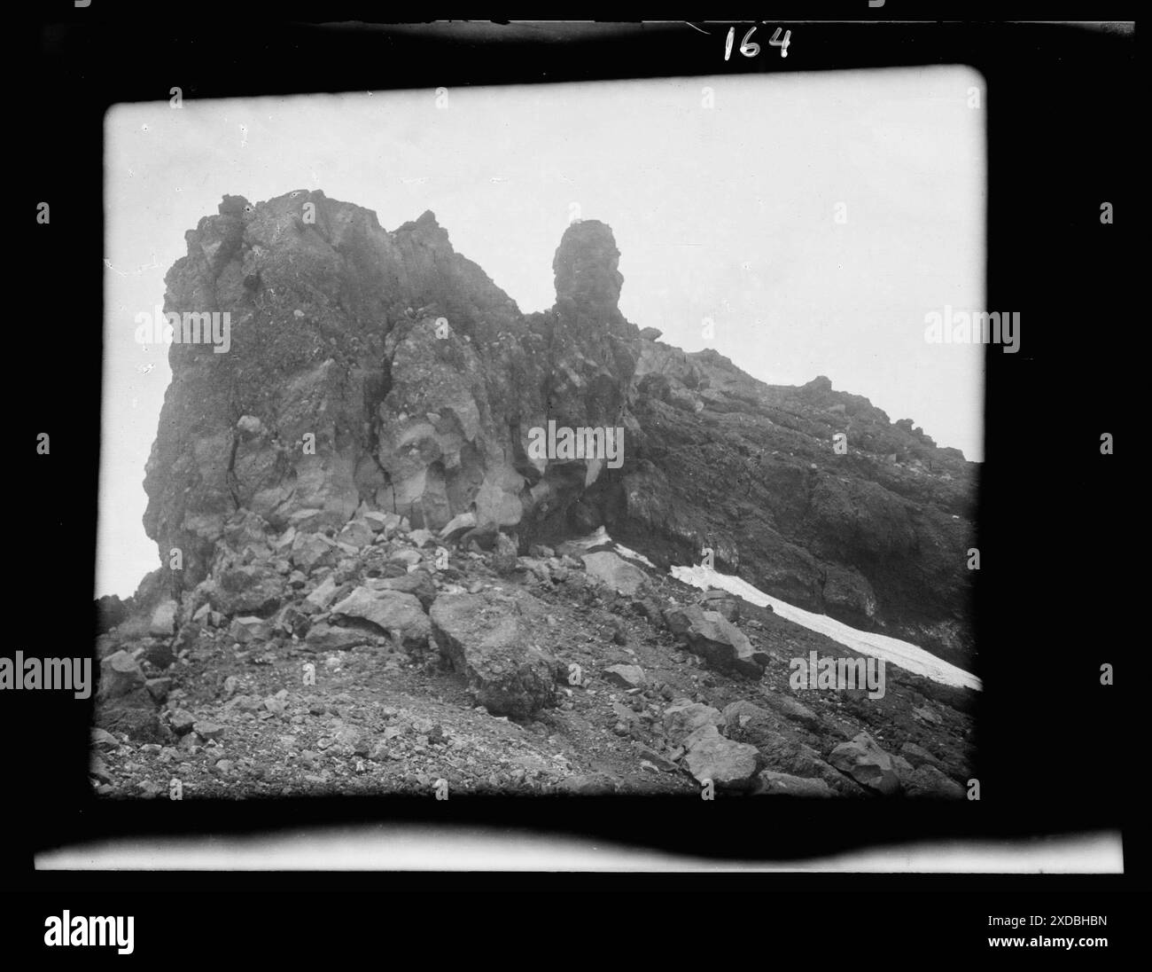 Affleurement rocheux, Japon. Collection de photographies Genthe. Banque D'Images
