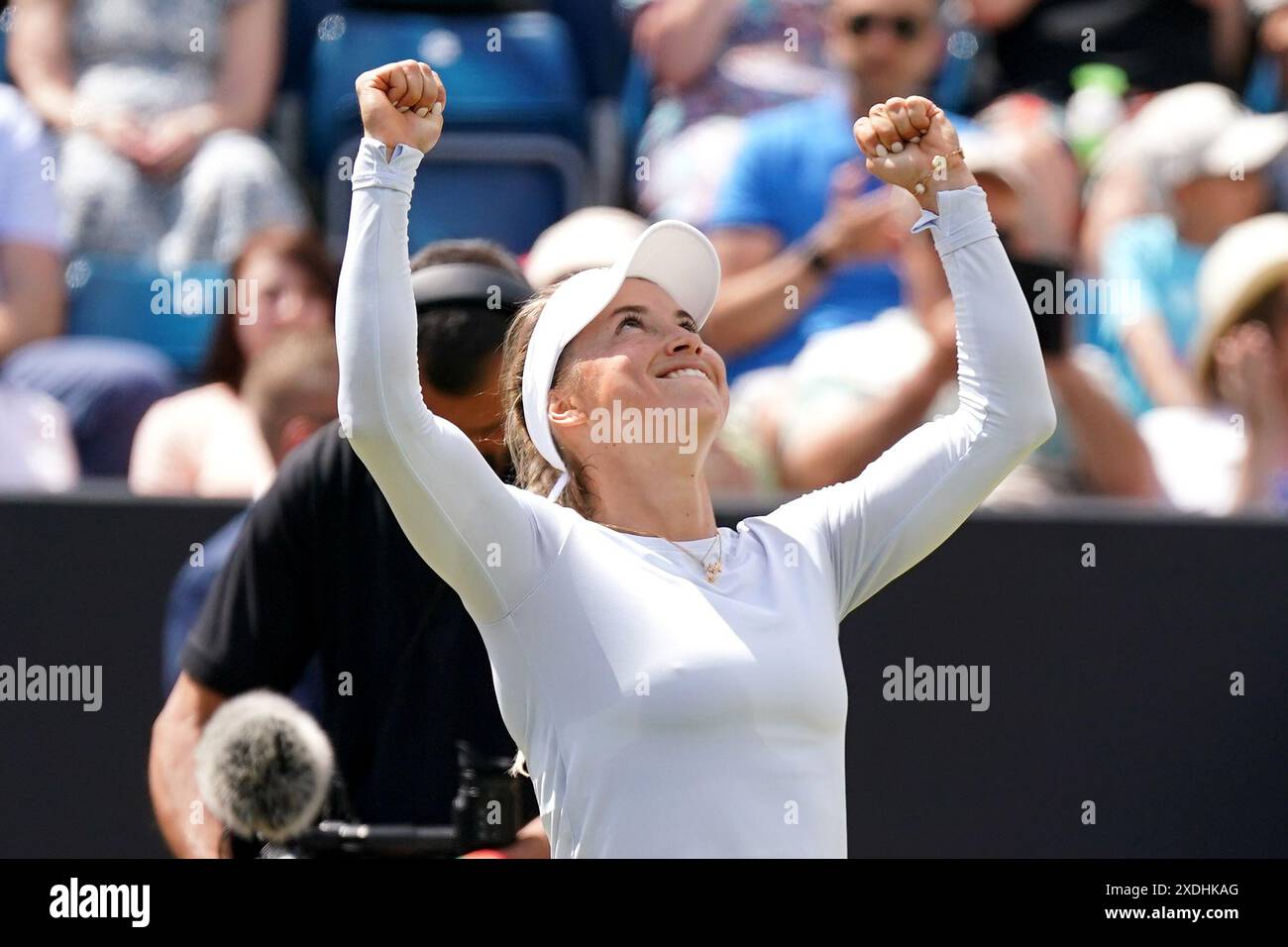 Yulia Putintseva célèbre sa victoire contre Ajla Tomljanovic en finale féminine en simple au neuvième jour du Rothesay Classic à Edgbaston Priory Club, Birmingham. Date de la photo : dimanche 23 juin 2024. Banque D'Images