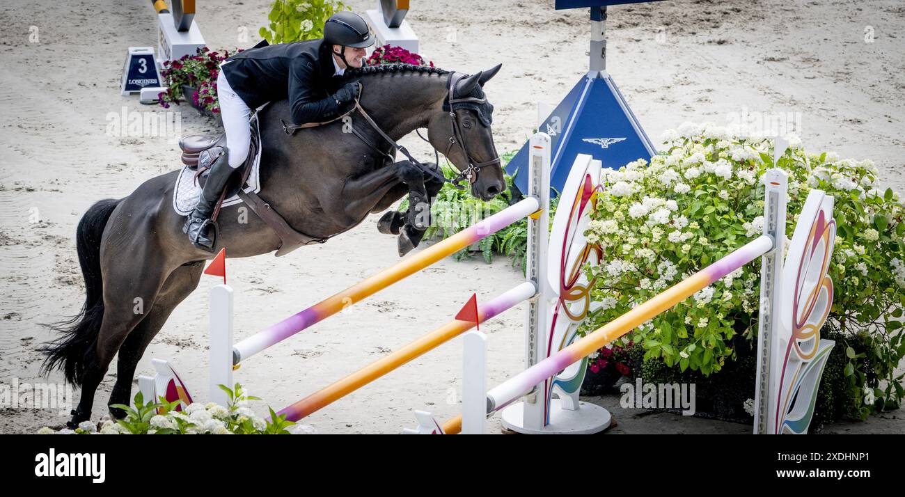 ROTTERDAM - Michael Greeve en action lors du grand prix à Denver lors du CHIO Rotterdam. L’épreuve équestre se déroule pour la 75ème fois dans le Kralingse Bos de Rotterdam. ANP ROBIN UTRECHT Banque D'Images