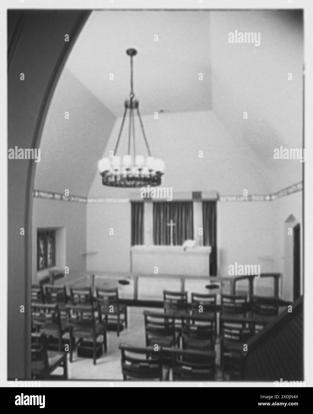 Christ Church Chapel, Rye, New York. Vue depuis la console d'orgue. Collection Gottscho-Schleisner Banque D'Images