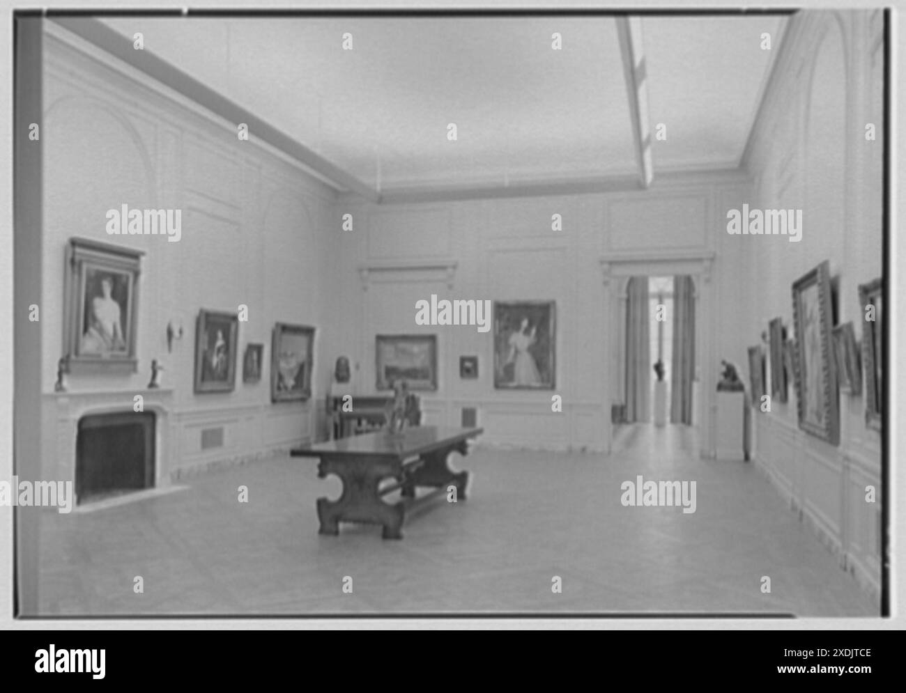 Académie nationale de design, 1083 5th Ave., New York. Galerie B2 vers le sud. Collection Gottscho-Schleisner Banque D'Images