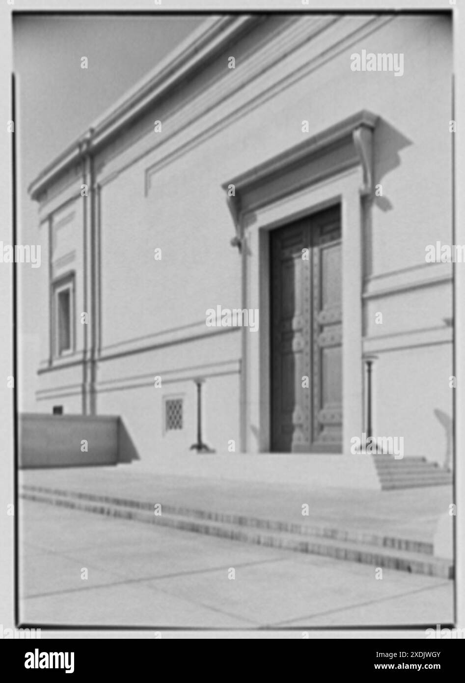 National Gallery of Art, Washington, D.C. détail de l'entrée est. Collection Gottscho-Schleisner Banque D'Images