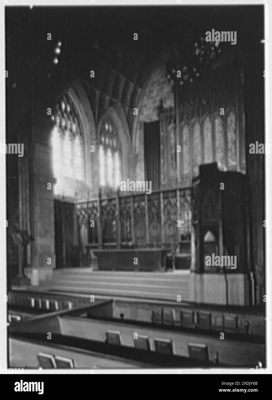 Presbyterian Church, 5th Ave. et 12th selon, New York, New York. Chancel à droite. Collection Gottscho-Schleisner Banque D'Images