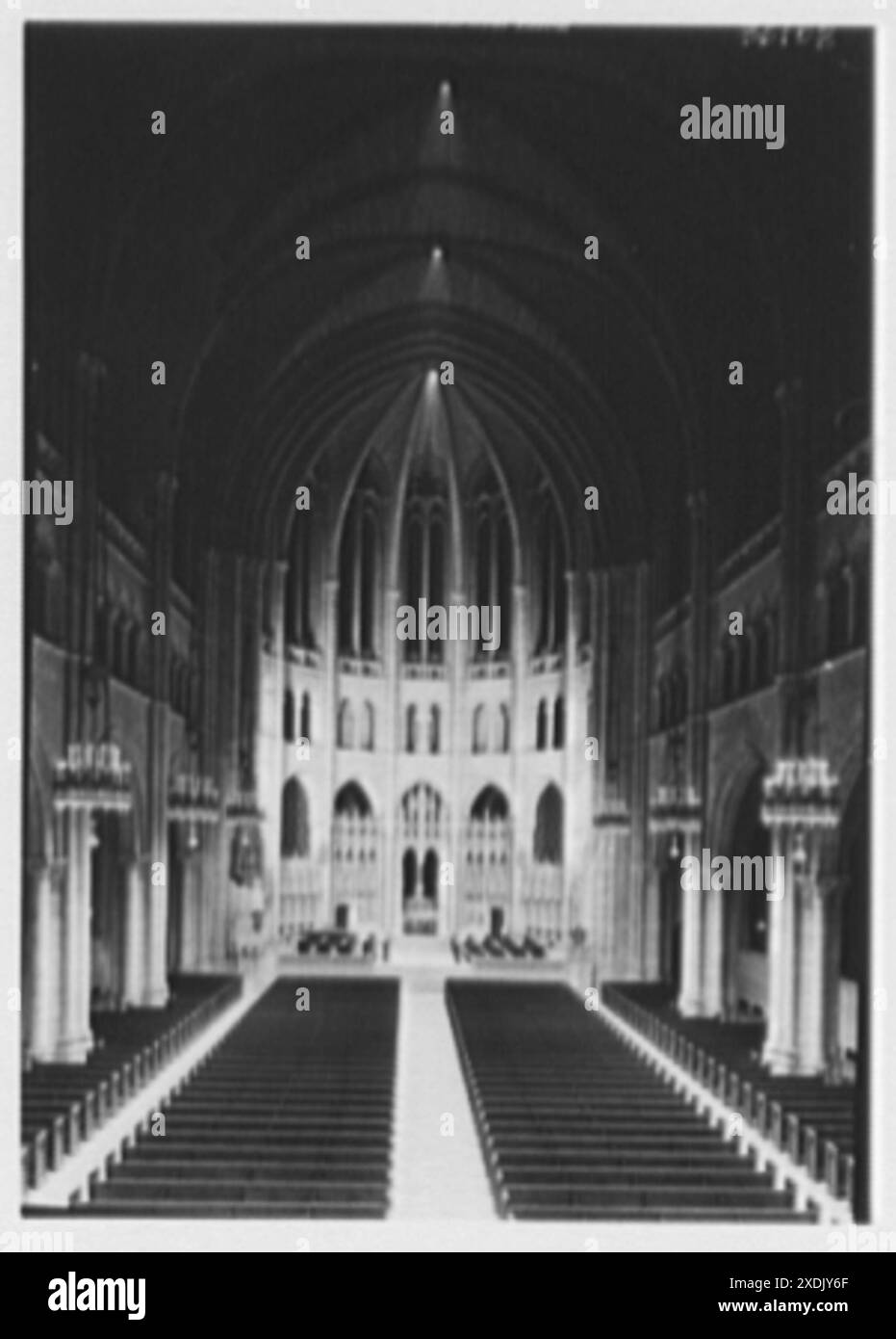 Riverside Church, Claremont Ave., New York. Intérieur du balcon II. Gottscho-Schleisner Collection Banque D'Images