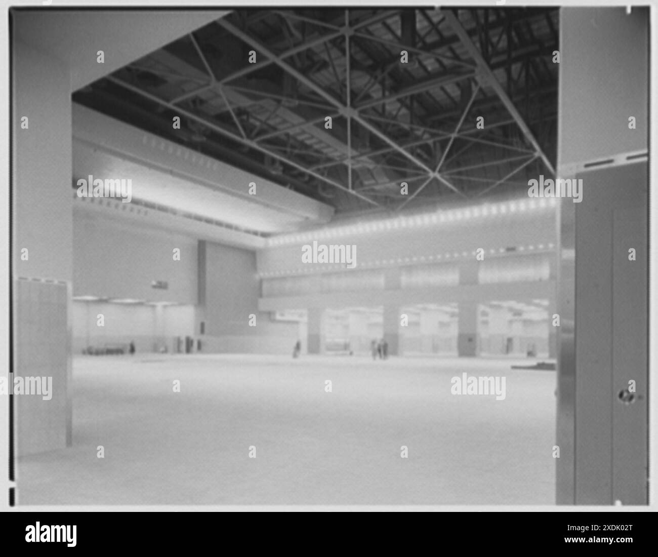 New York Coliseum, Columbus Circle. Salle d'exposition supérieure II. Gottscho-Schleisner Collection Banque D'Images