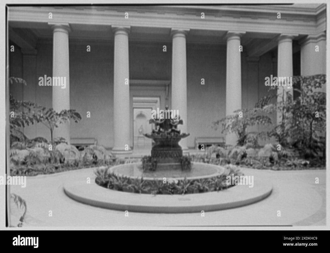 National Gallery of Art, Washington, D.C. East Garden court III Collection Gottscho-Schleisner Banque D'Images
