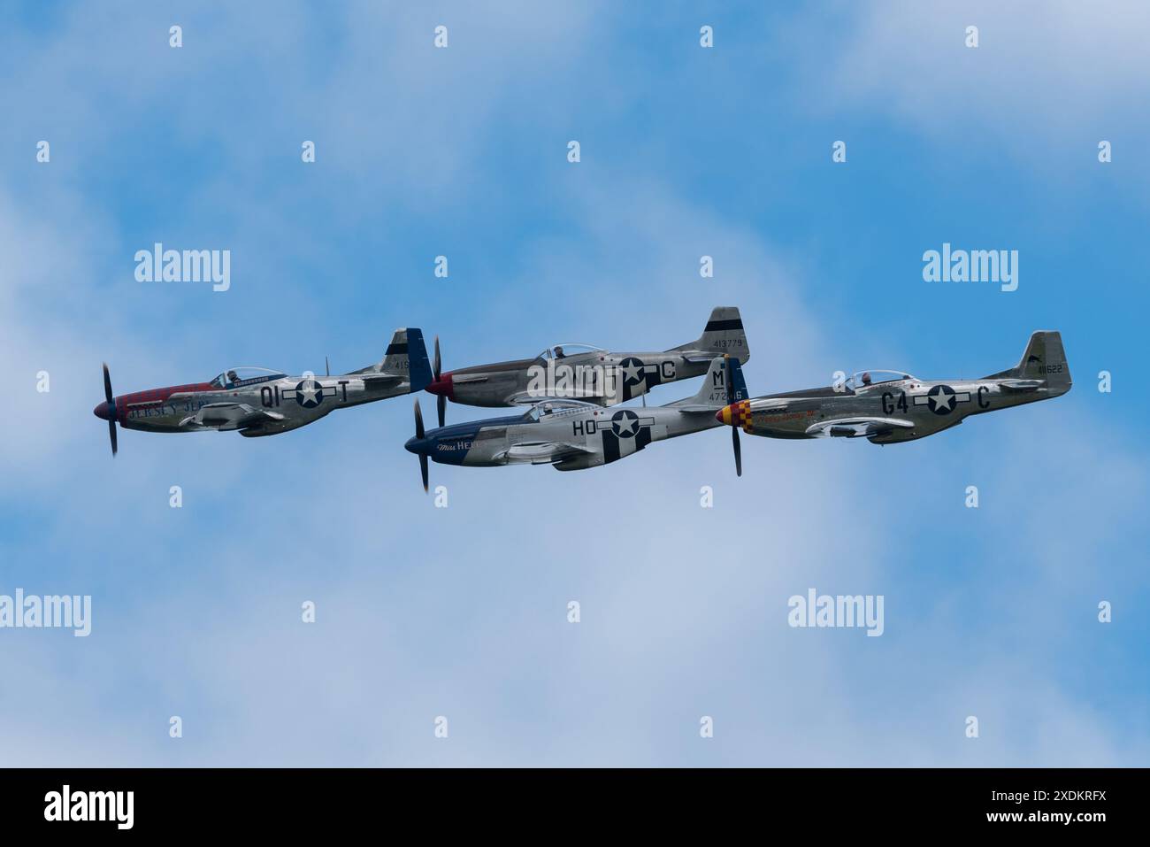 Aérodrome de Sywell, Northamptonshire, Royaume-Uni. 23 juin 2024. Le Sywell Airshow est un nouvel événement sur le calendrier du salon aéronautique avec un thème spécifique des avions de la seconde Guerre mondiale, y compris plusieurs chasseurs P-51 Mustang nord-américains Banque D'Images