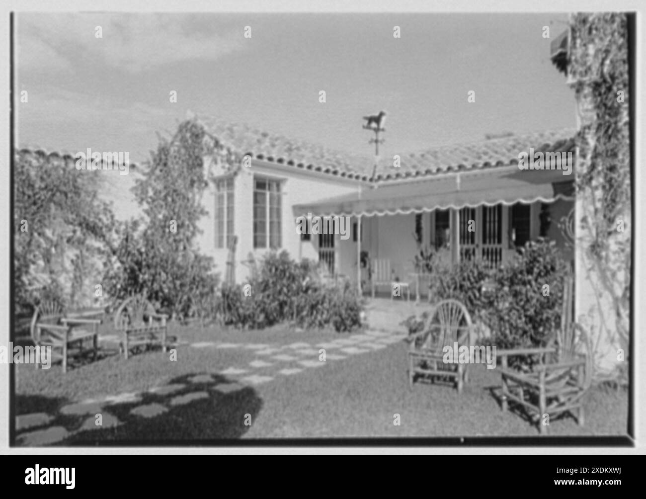 Dr C.H. Searle, Box 310, Hollywood, Floride. Patio. Collection Gottscho-Schleisner Banque D'Images