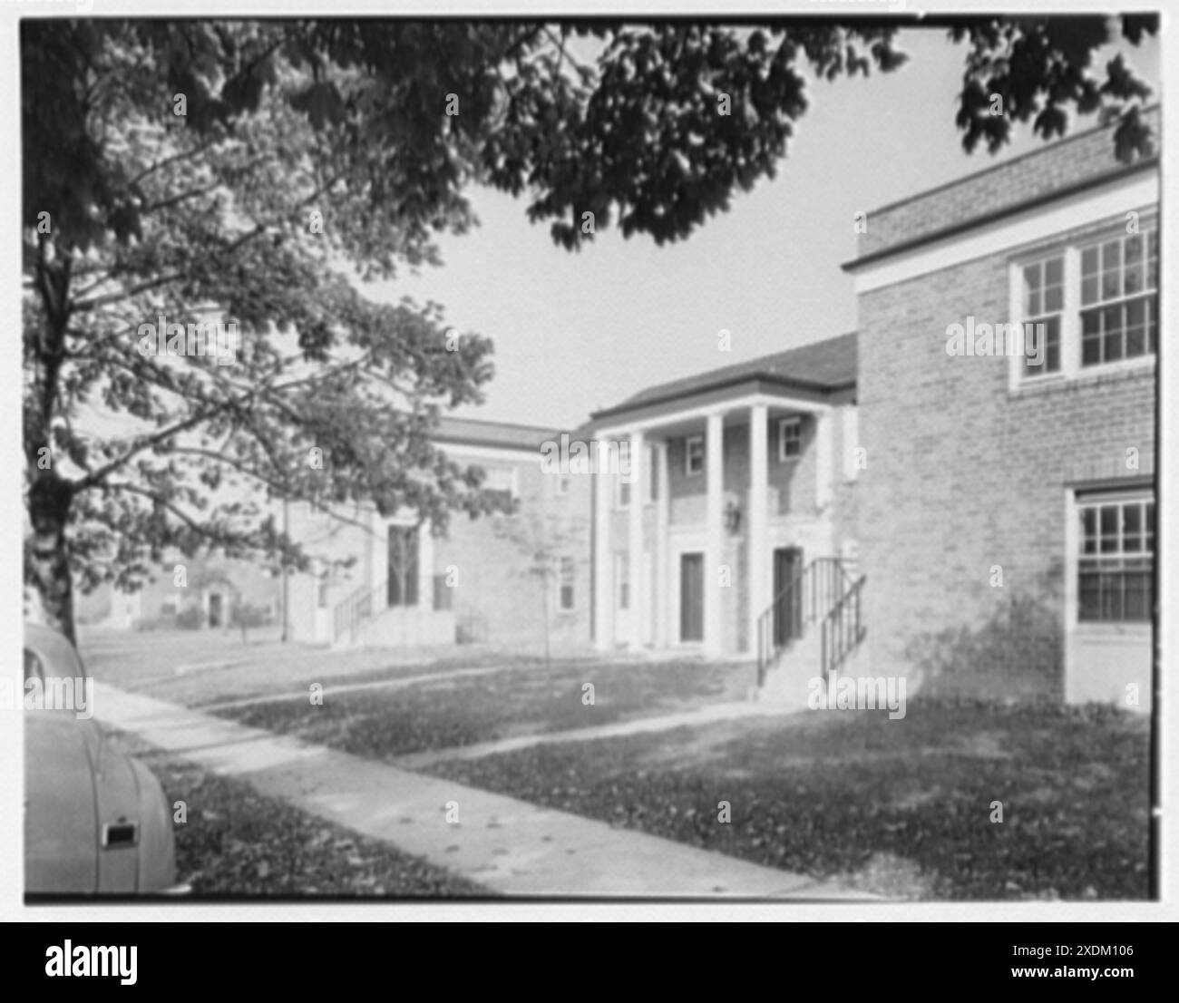 Parkway Village, Jamaïque. Maison sur Grand Central Parkway. Collection Gottscho-Schleisner Banque D'Images