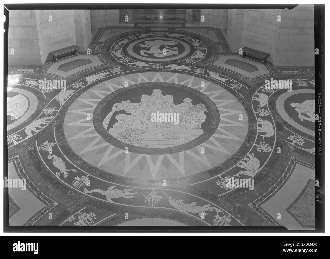 Nebraska State Capitol, Lincoln, Nebraska. Rotonde, plancher vu d'en haut. Collection Gottscho-Schleisner Banque D'Images