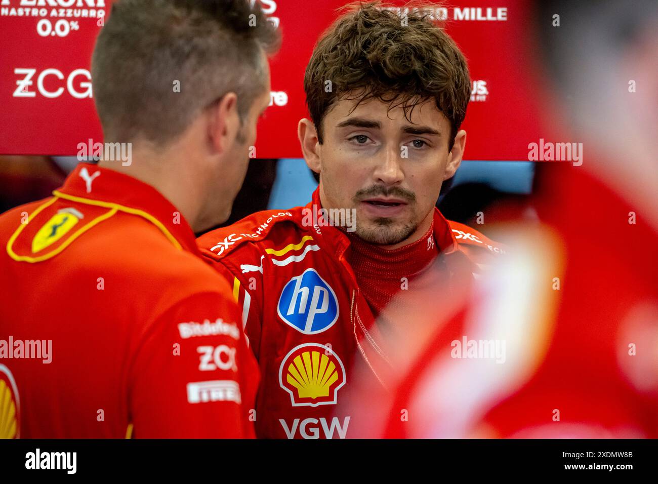 Montmelo, Espagne, 23 juin, Charles Leclerc, de Monaco, concourt pour Ferrari. Jour de la course, manche 10 du championnat de formule 1 2024. Crédit : Michael Potts/Alamy Live News Banque D'Images