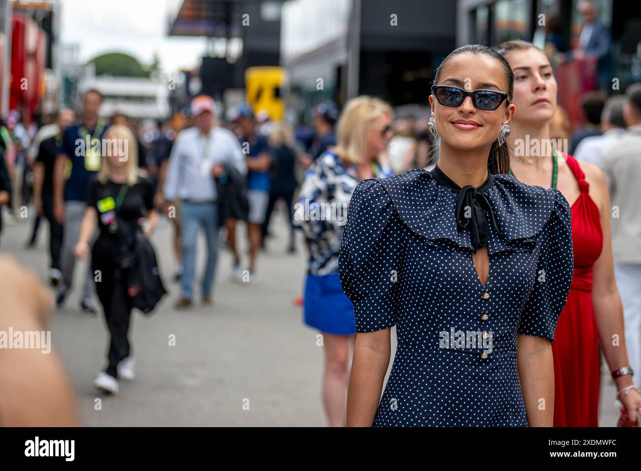 Montmelo, Espagne, 23 juin 2024, Alexandra Saint Mleux, la petite amie de Charles Leclerc présente jour de course, 10e manche du championnat de formule 1 2024. Crédit : Michael Potts/Alamy Live News Banque D'Images