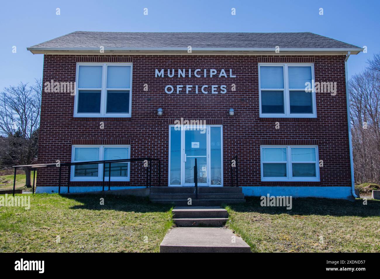 Ancien immeuble de bureaux municipaux au musée du comté d'Albert à Hopewell Cape, Nouveau-Brunswick, Canada Banque D'Images