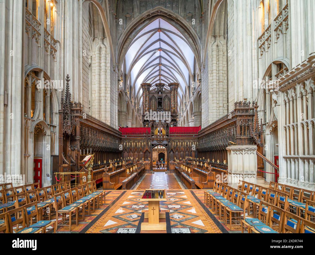 La nef de la cathédrale de Gloucester, Gloucester, Gloucestershire, Angleterre, Royaume-Uni Banque D'Images