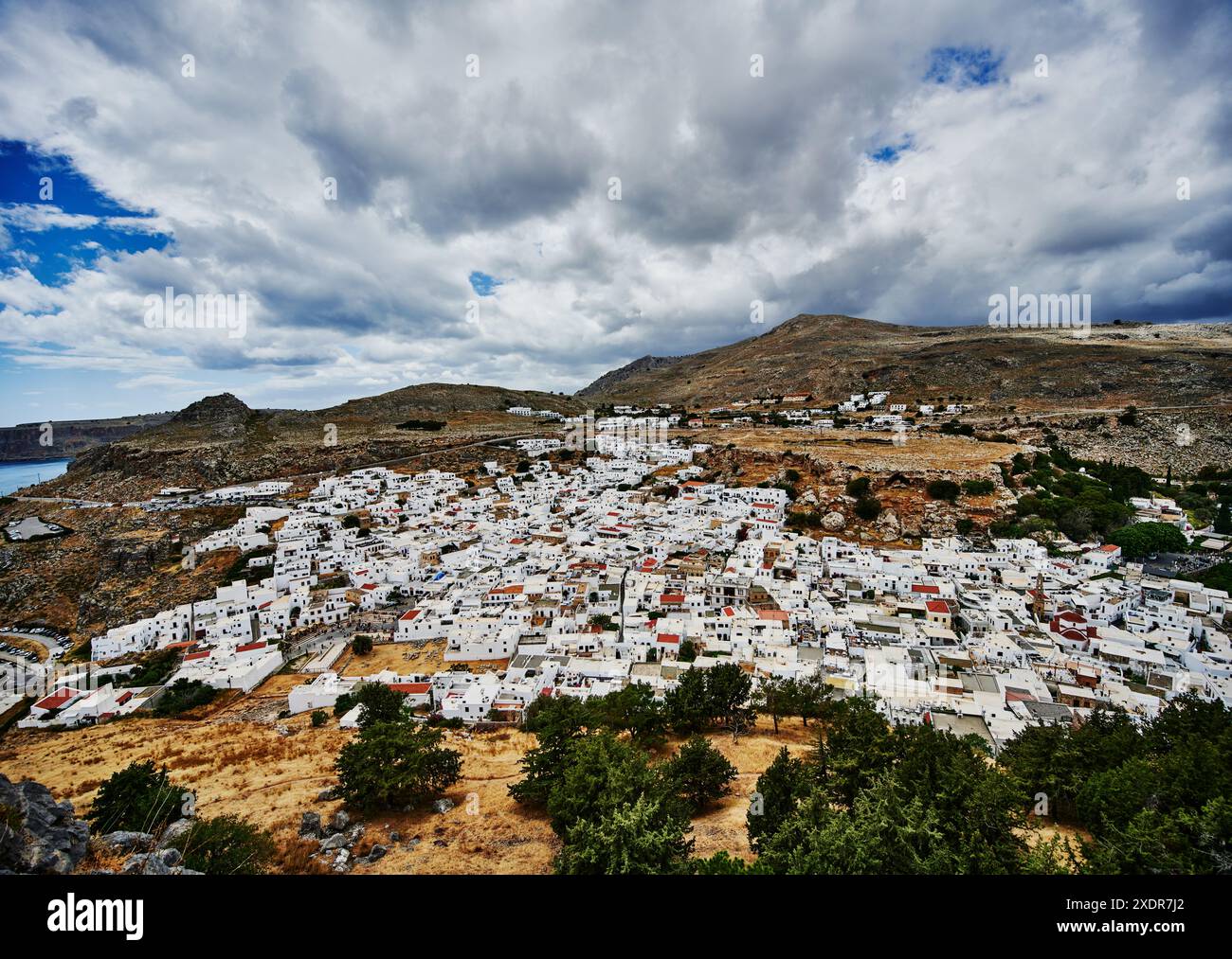 Vue de la ville de Lindos, , Dodécanèse, Rhodes, Grèce, Europe Banque D'Images